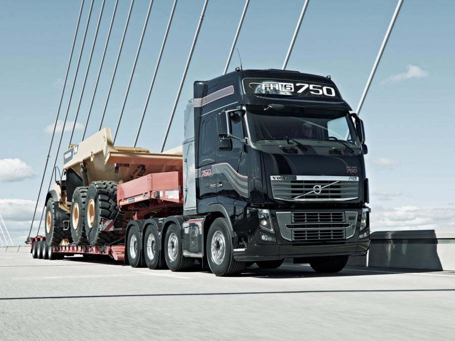  Volvo FH16 750 8x4 2011 года  (фото 4 из 12)